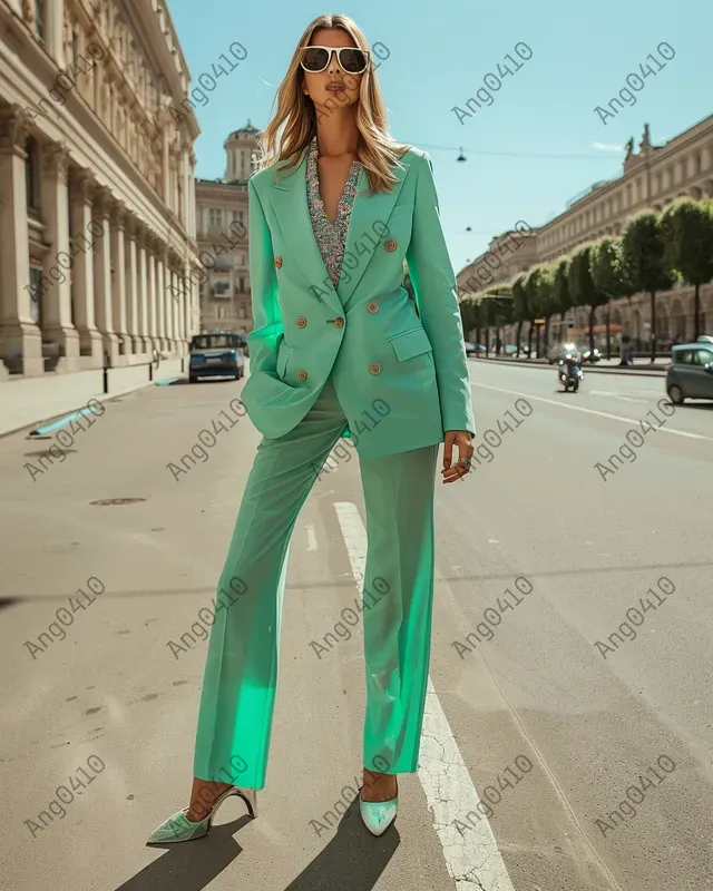 Fashion Week Women Suits