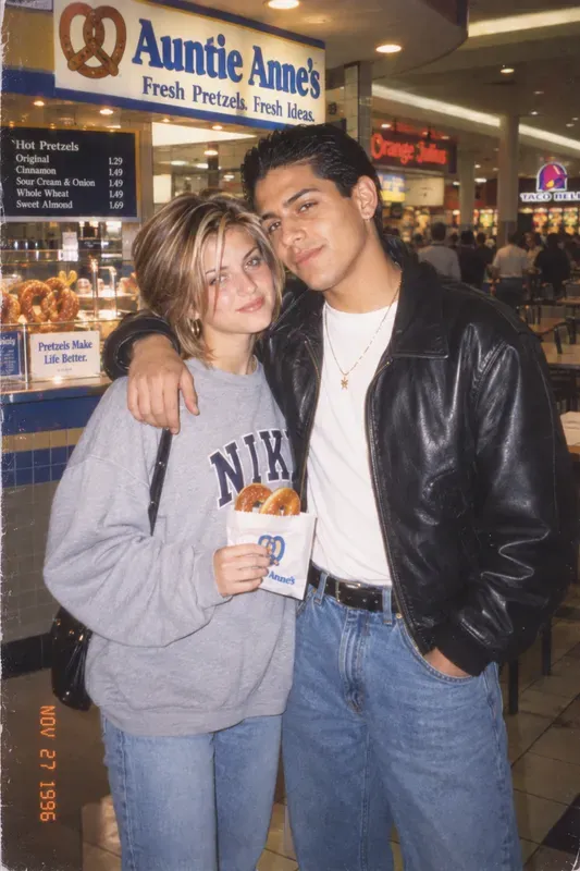 90s Couple Date Night Photos