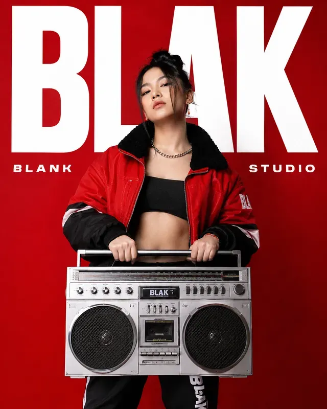 Streetwear Oversized Prop Portraits