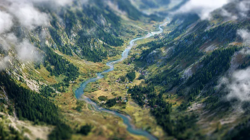 Tiltshift Miniature Generator