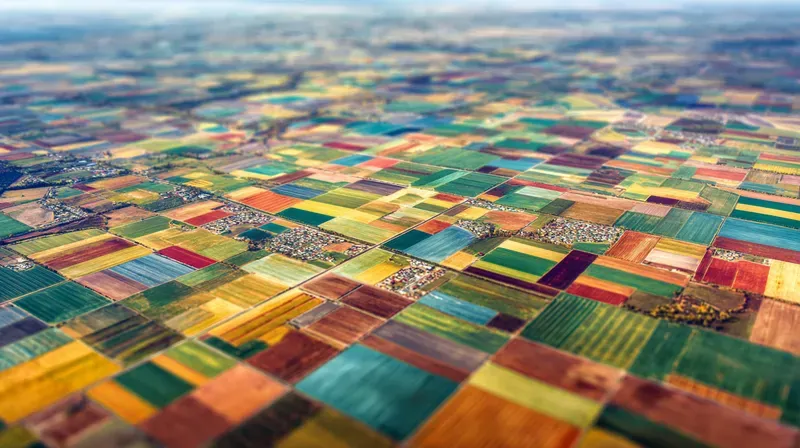 Tiltshift Miniature Generator