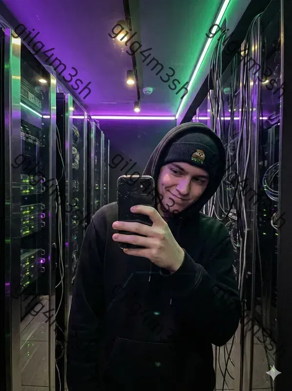 Moody Mirror Selfie Portraits