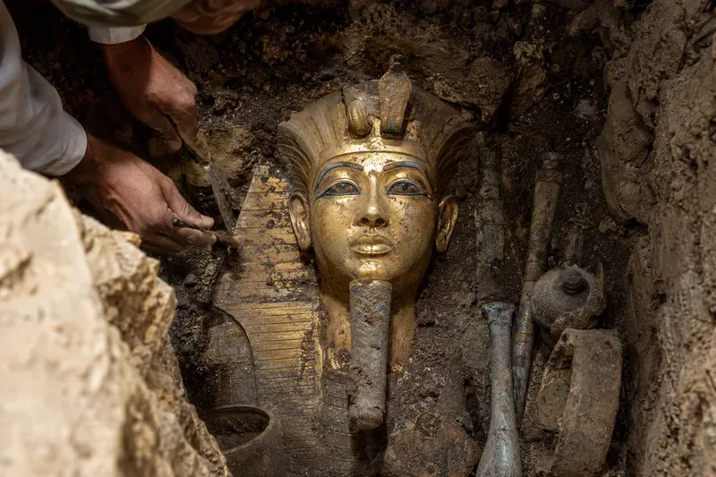 Archaeological Discovery Engines