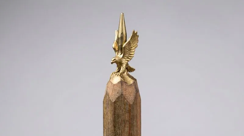 Intricate Pencil Tip Miniature Sculptures