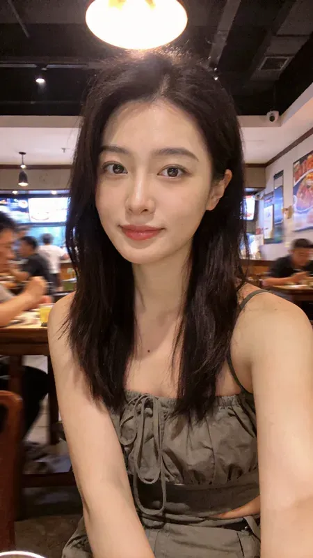 Hyperrealistic Smartphone Photos Ai