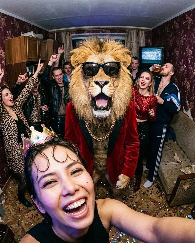 Crazy Animal Party Selfies