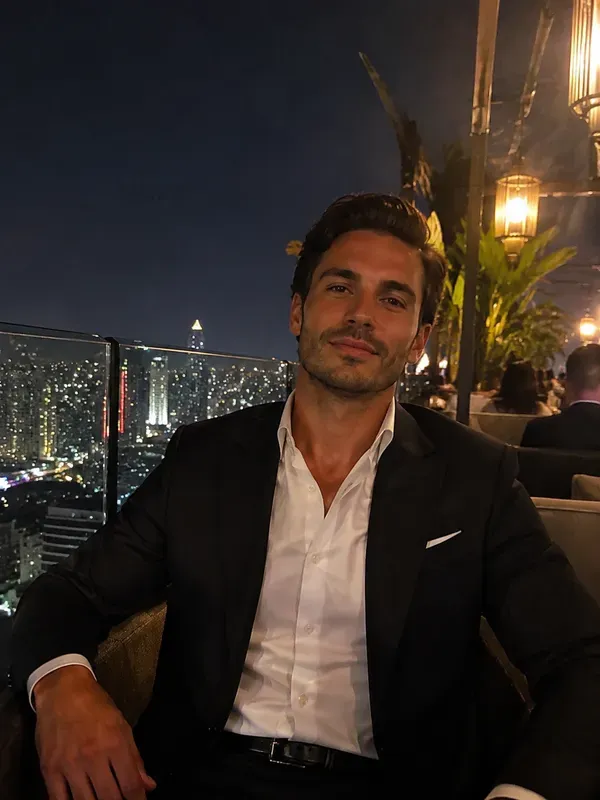 Realistic Influencer Lifestyle Portraits