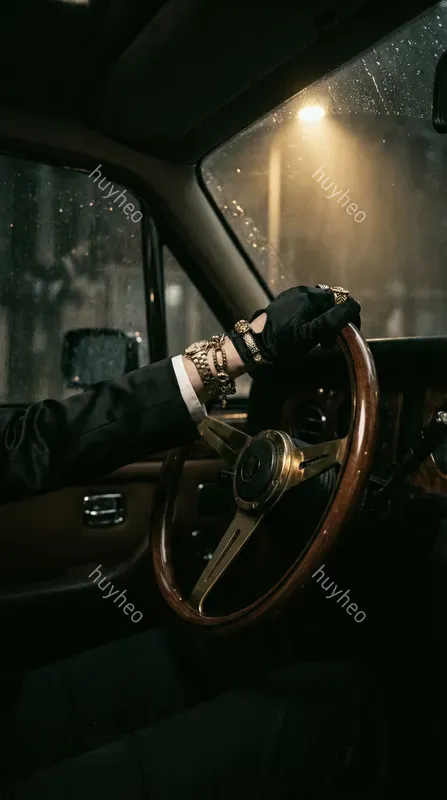 Luxury Noir Gold Silk 35mm Films