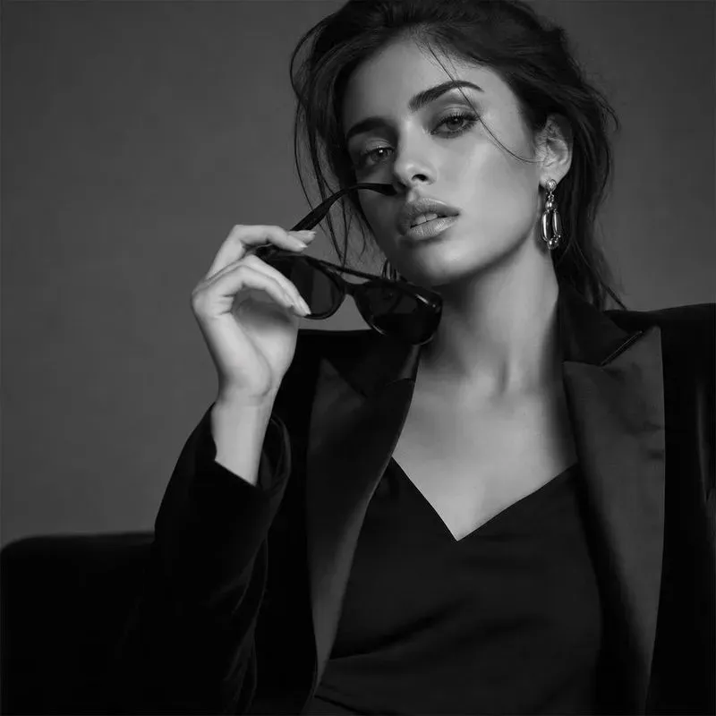 Black White Glamour Fashion Portraits