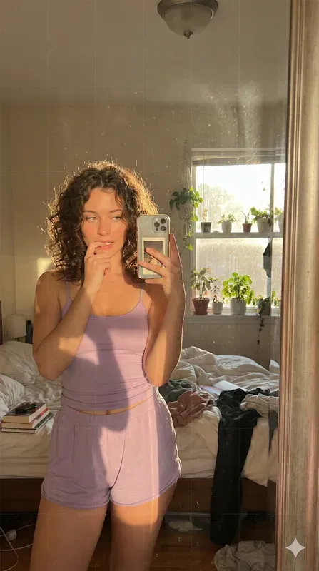 Authentic Bedroom Mirror Selfie Audlts