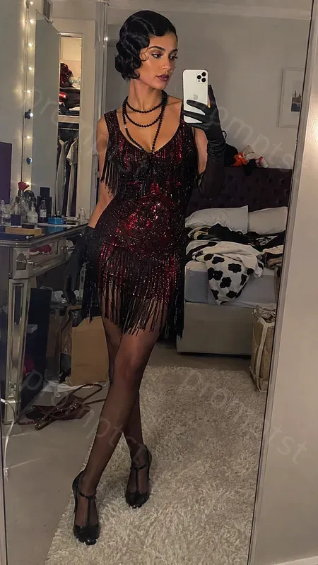 Viral Halloween Outfits Mirror Selfies
