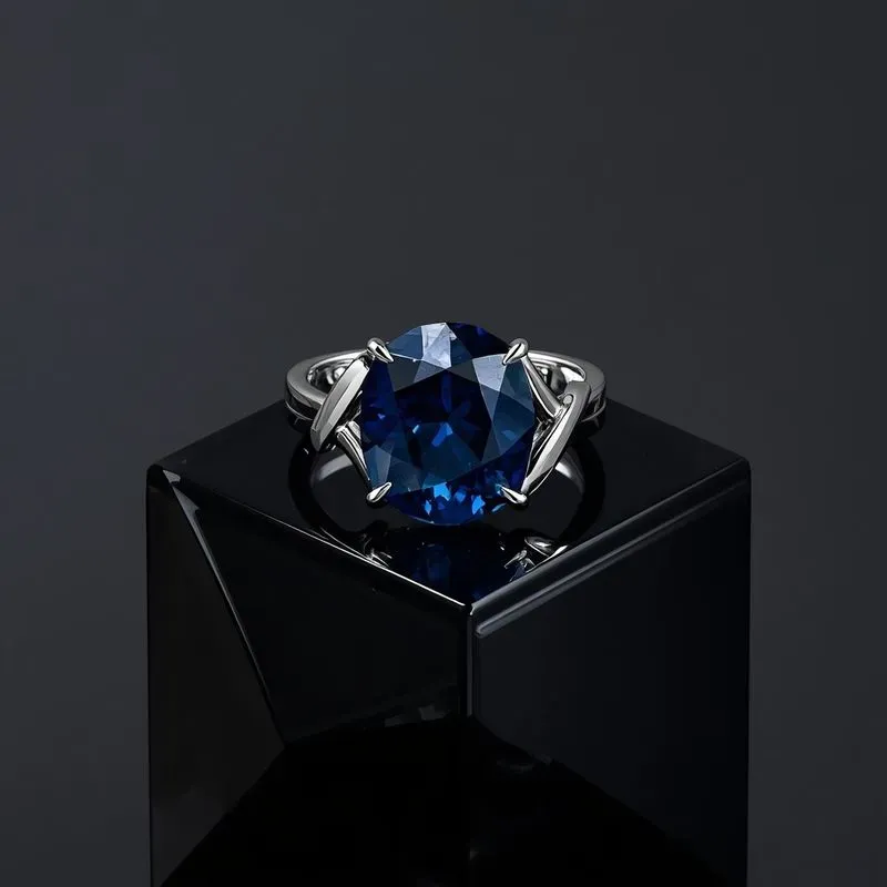 Luxury Jewelry Rings Showcases
