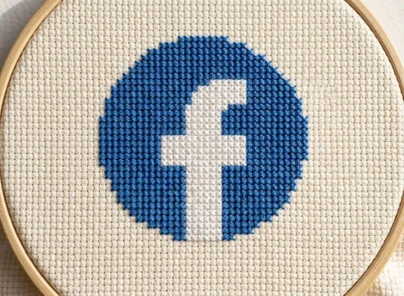 Retro Crossstitch Logo Generator