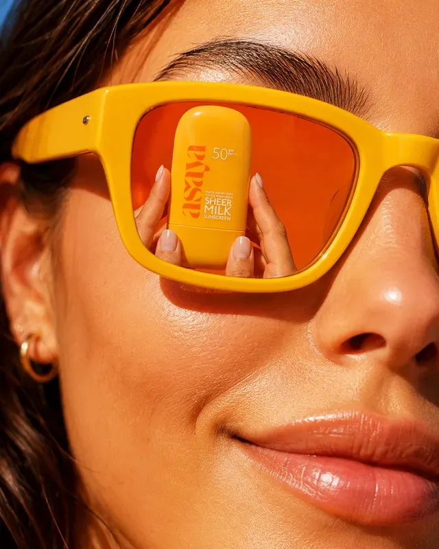 Sunglasses Reflection Product Photo