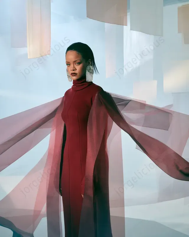 Your Photos As An Avantgarde Icon