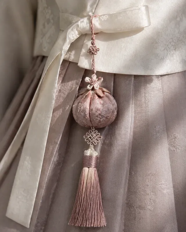 Norigae Editorial Jewelry Studies