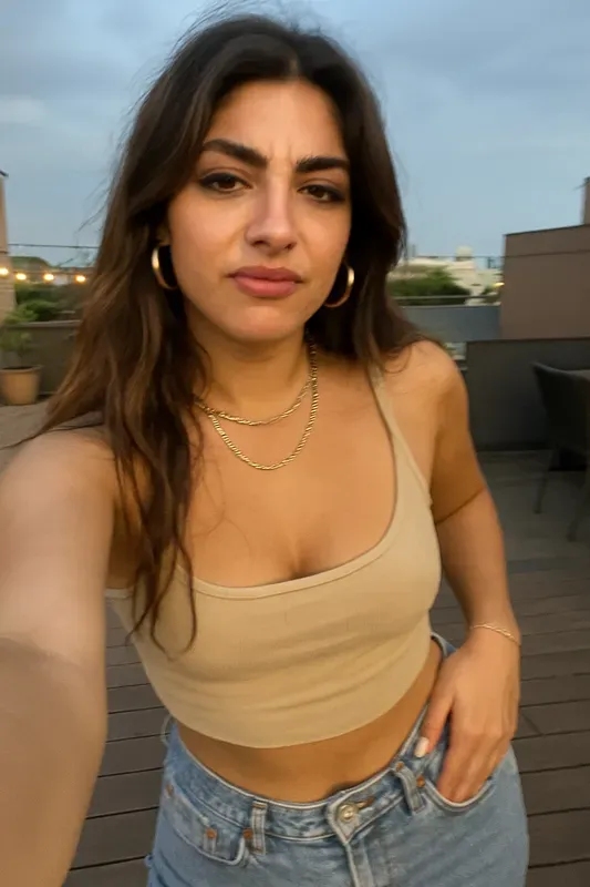 Bad Selfie Generator Women