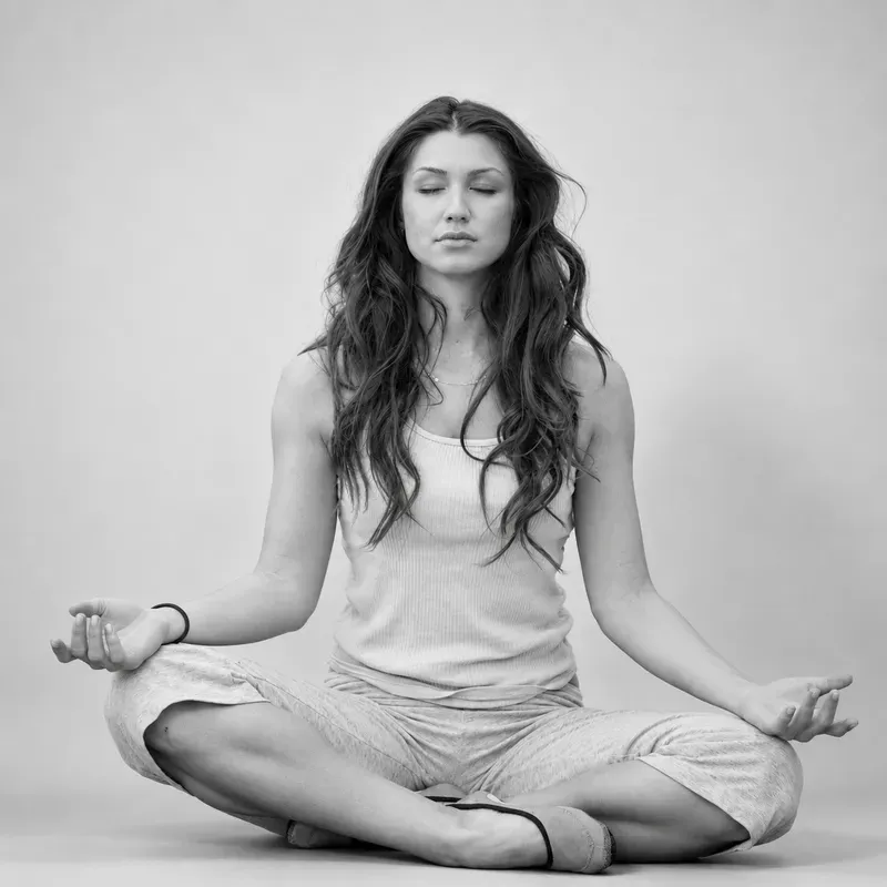Black White Studio Portraits For Socials
