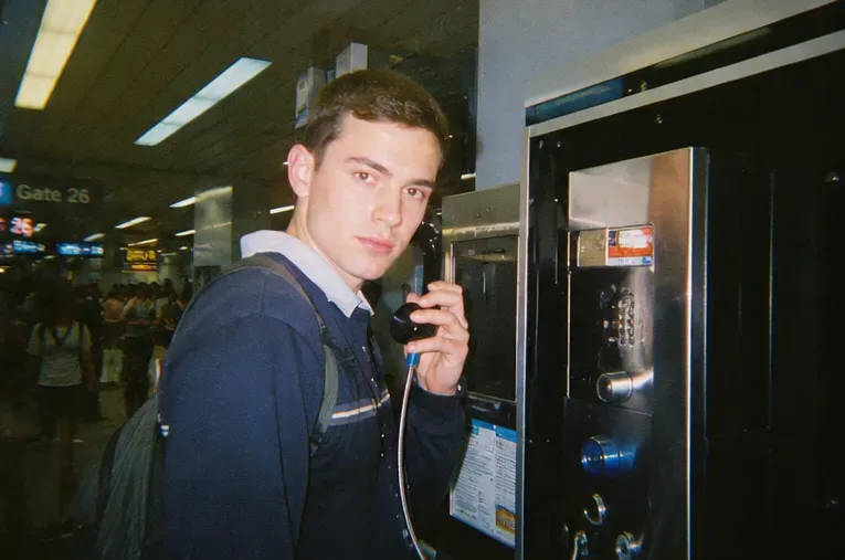 90s Disposable Camera Generator