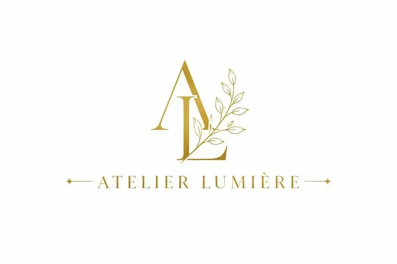 Luxury Gold Minimalist Logo Generator