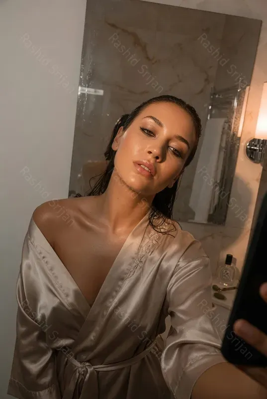 Sensual Luxury Selfie Generator