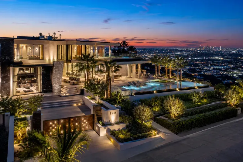Ultrarealistic Luxury Real Estate Ads
