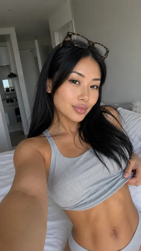 Beautiful Model Girl Instagram Selfies