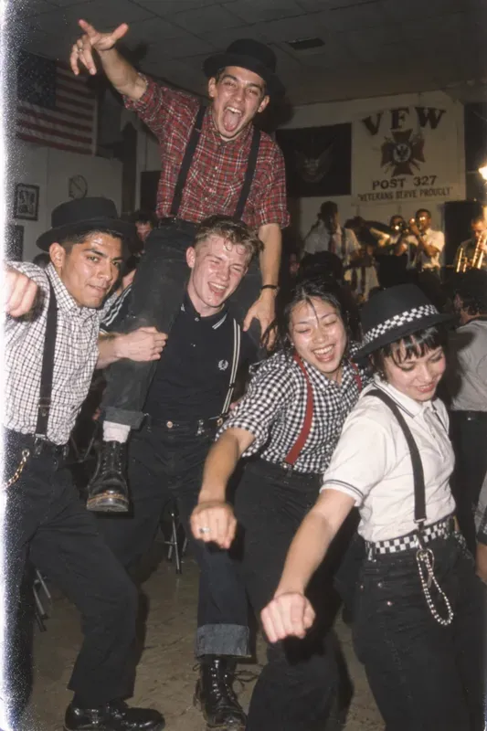 90s Concert Crowd Photos