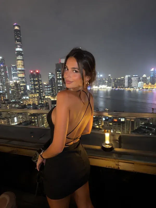 Attractive Travel Influencer Photos