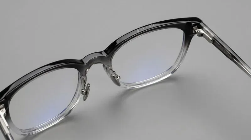 Dailywear Luxury Eyewear Mockups