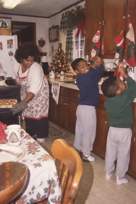 90s Christmas Morning Photos