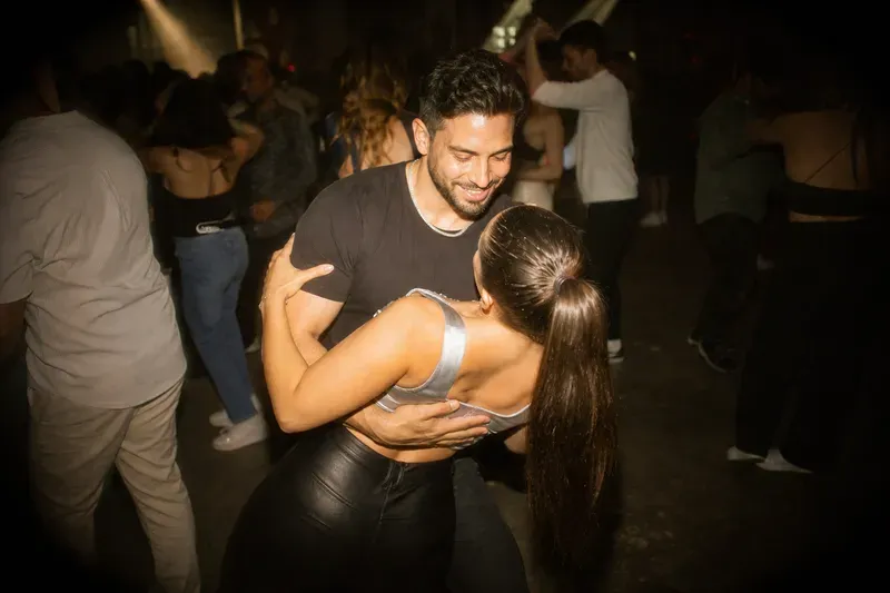 Ultrarealistic Hot Dance Club Photos