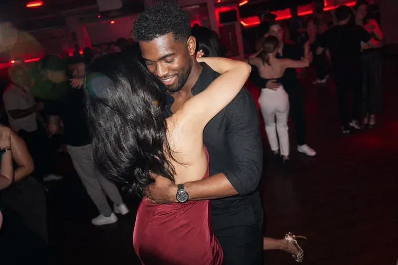 Ultrarealistic Hot Dance Club Photos