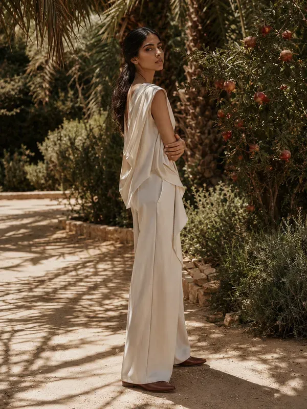 Lush Botanical Daylight Fashion Editorials