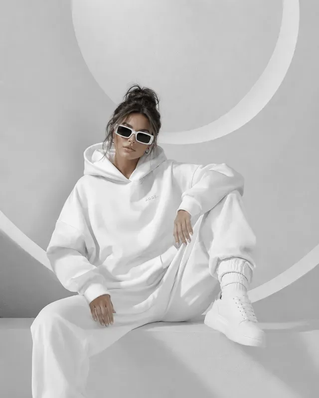 Monochromatic Fashion Editorials