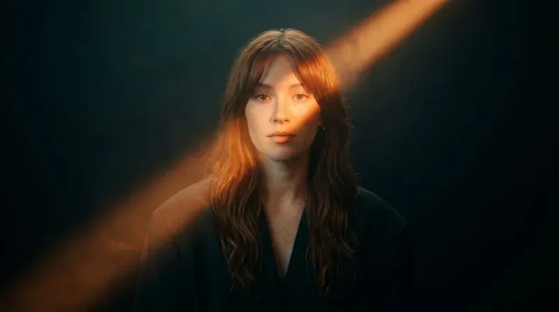 Light Beam Portrait Style