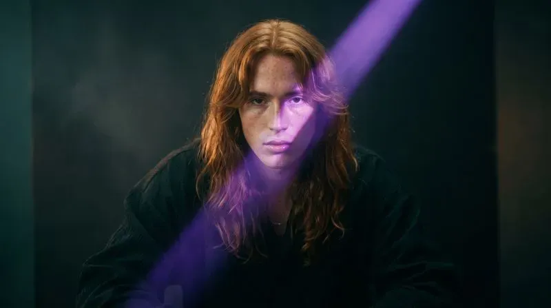 Light Beam Portrait Style