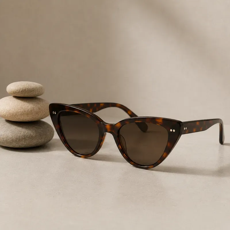 Sunglasses Commercial Photo Gens